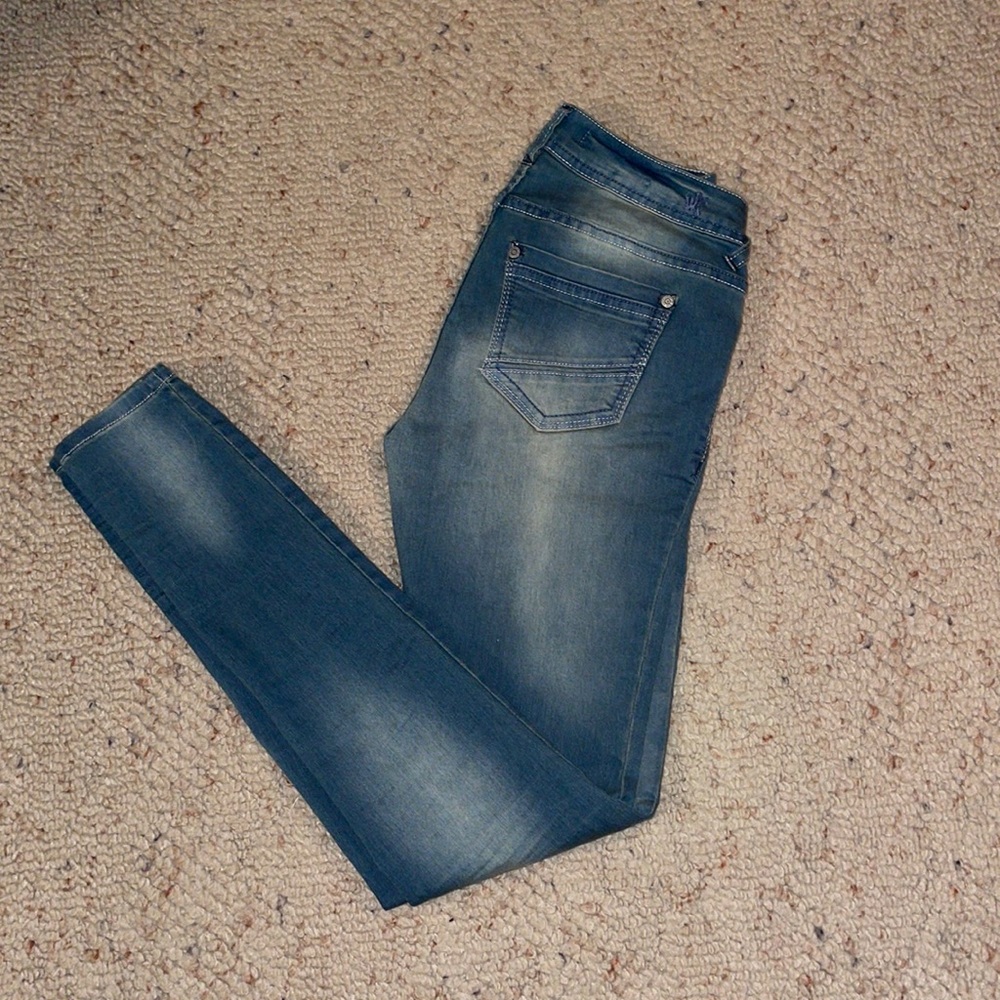 Wallflower Skinny Jeans